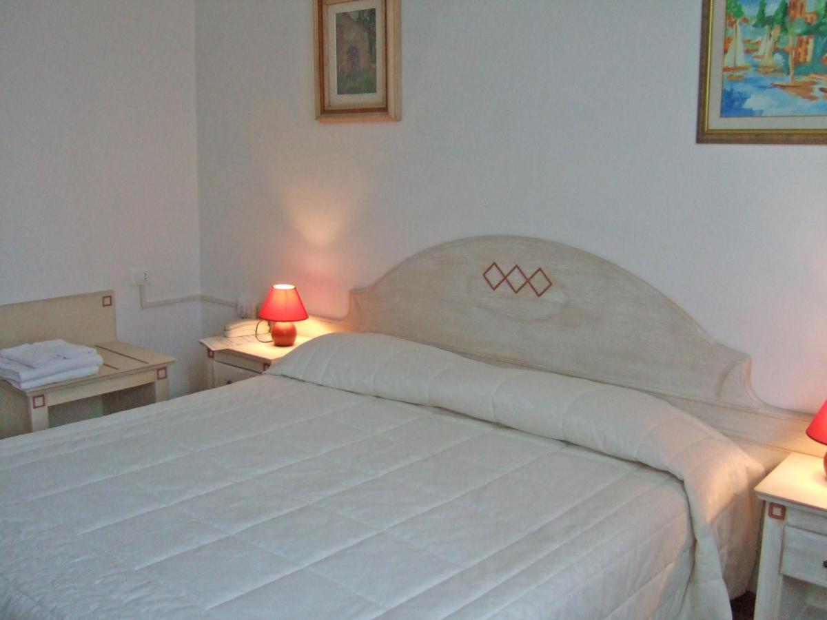 Hotel Roma 皮昂比诺 客房 照片